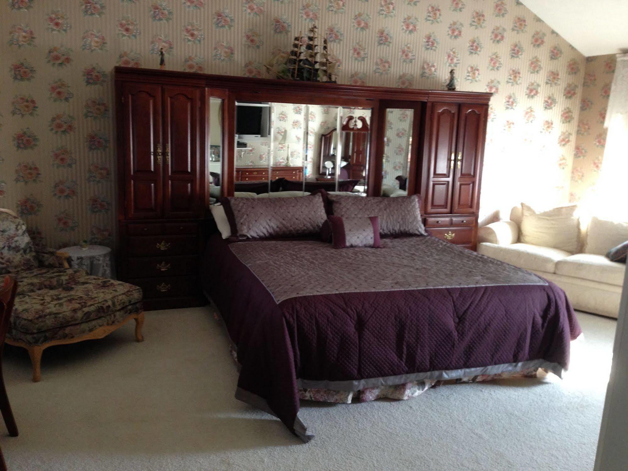 ווטקינס גלן Longhouse Manor B&B מראה חיצוני תמונה